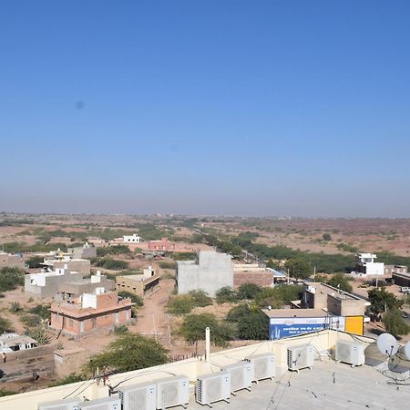 Hotel Krishna & Restaurant Pokhran Екстер'єр фото